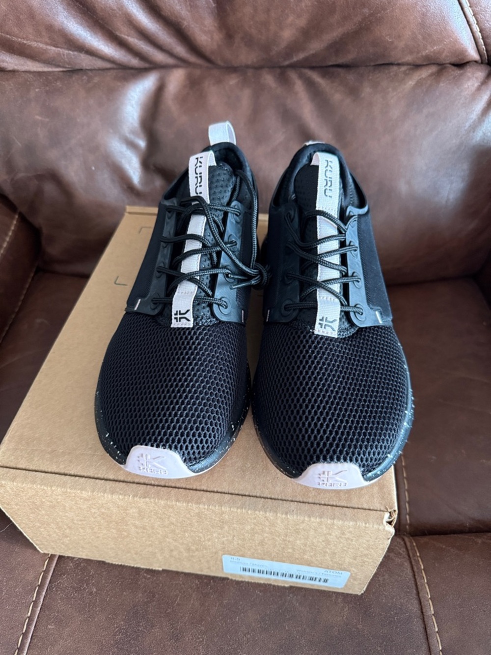 KURU Women's Black Mesh Athletic Sneakers with Light Gray Accents (ATOM) sz 8.5
